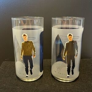 Collectible Star Trek Captain Kirk glasses from Burger King Set of 2